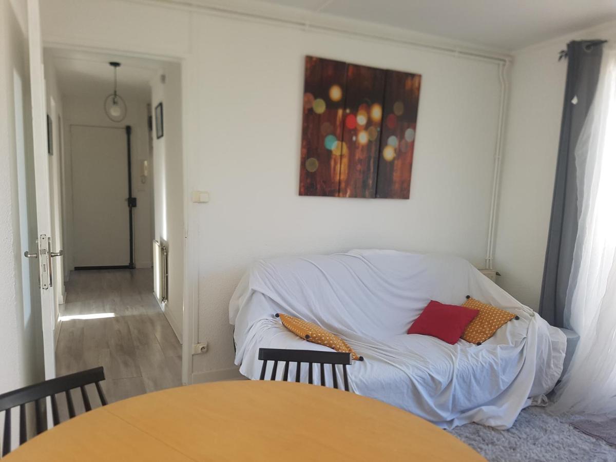 Logement Entier - Appartement T4 Hypercentre Dans Une Rue Calme - Stationnement Gratuit Tarbes Eksteriør billede