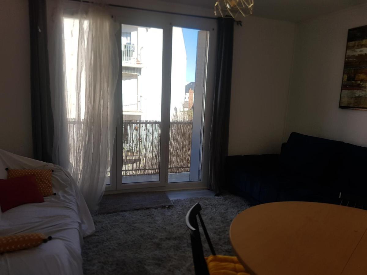 Logement Entier - Appartement T4 Hypercentre Dans Une Rue Calme - Stationnement Gratuit Tarbes Eksteriør billede
